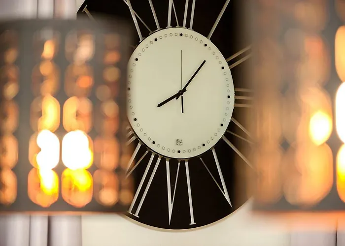 Azdora * Πεσκιέρα ντελ Γκάρντα