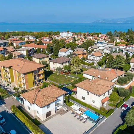 Ferienhaus Azdora *