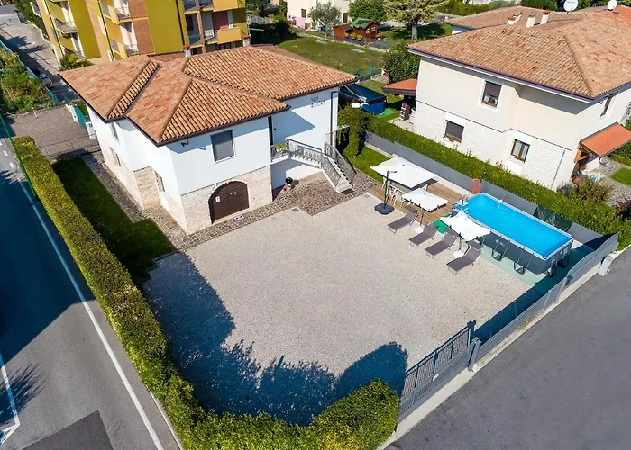 Azdora Сasa de vacaciones Peschiera del Garda