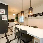 Azdora Tatil Evi